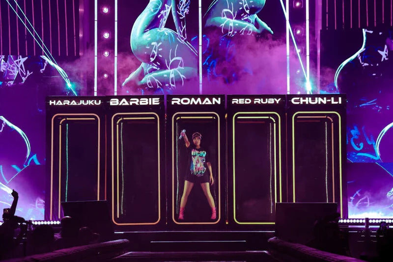 Nicki Minaj - Tour Tee.