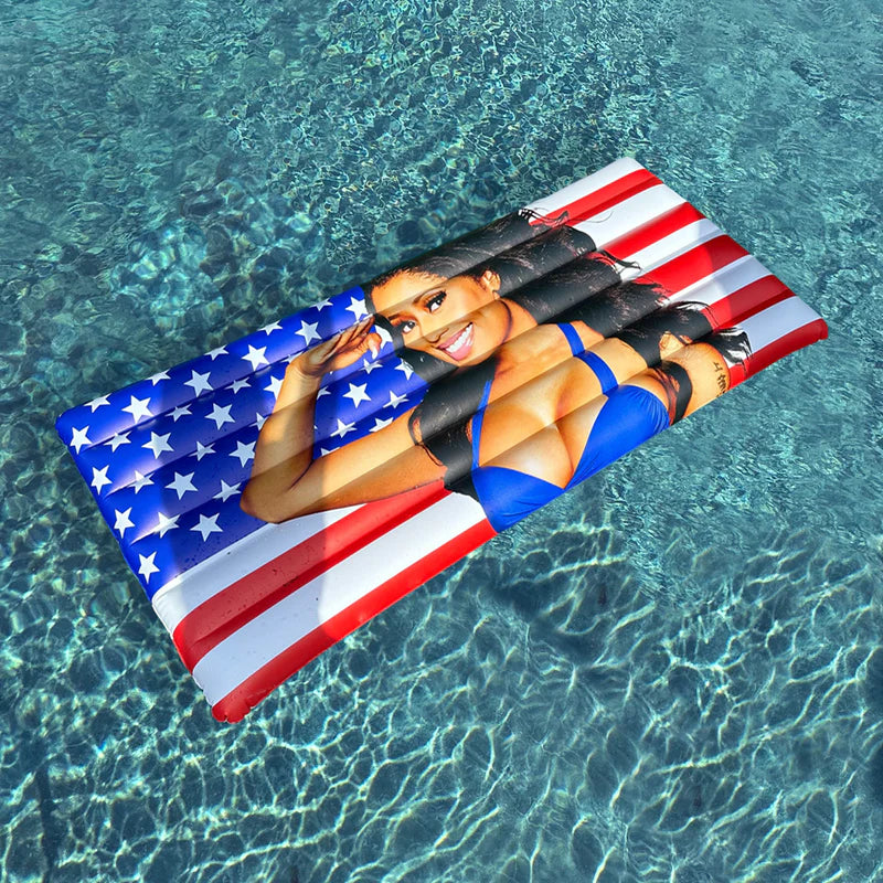 Nicki Minaj - POOL FLOAT